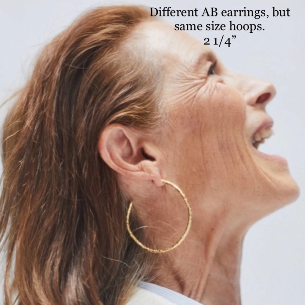 Alexis Bittar XL Golden Crystal Encrusted Textured Chain Link Hoop Post Earrings - Picture 2 of 16